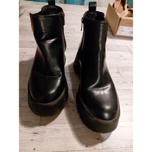 Sam & Libby Womens Julia Chelsea Bootie punk gothic elevated Moderm Fashion Sz 9